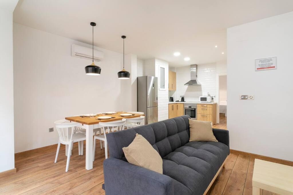 Cozy Apartment City Center Аликанте Екстериор снимка